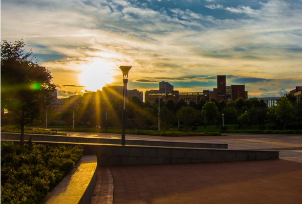 重慶渝州車輛工程技術(shù)學校在哪里、學校地址