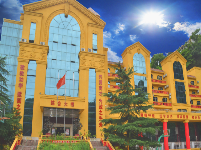 重慶渝州車輛工程技術(shù)學校環(huán)境、環(huán)境怎么樣